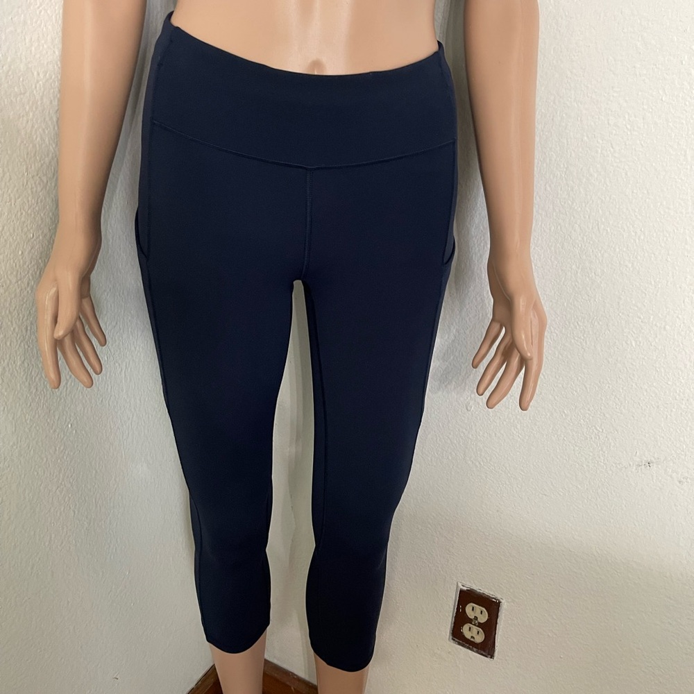 Lululemon Speed Up Crop * 21" True Navy (First Release) -Size 4 Good Condition - Picture 11 of 16